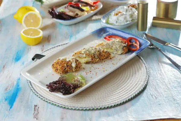 Kadayıflı kaşarlı börek